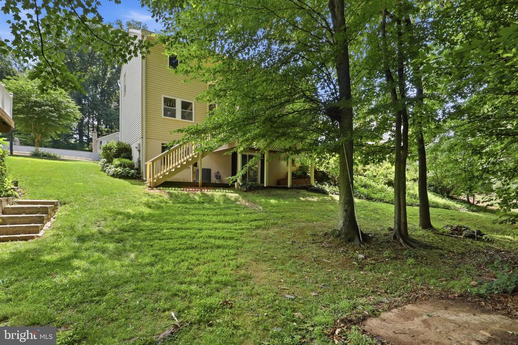 9024 BROOK FORD ROAD