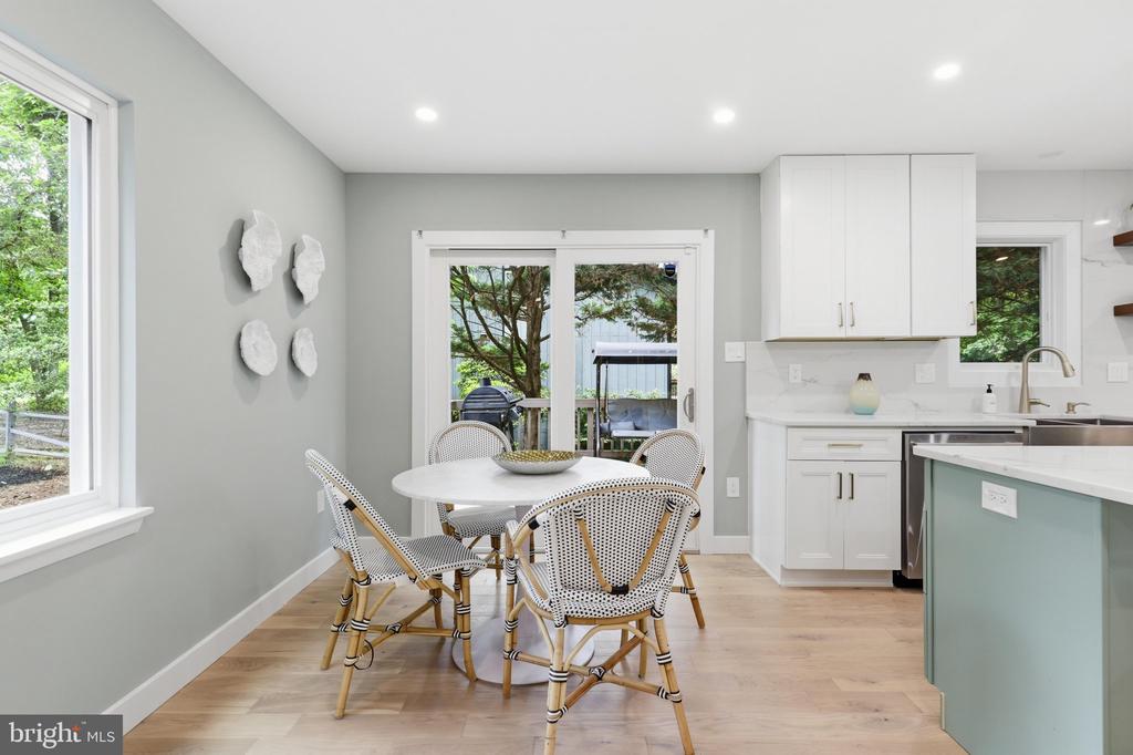 2721 BERRYLAND DRIVE
