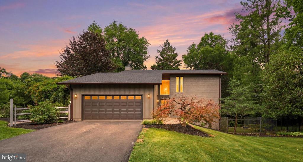 2721 BERRYLAND DRIVE