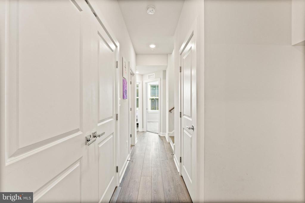 12973 HATTONTOWN SQUARE