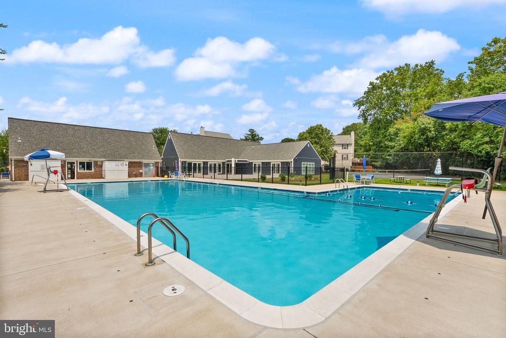 4122 WINTER HARBOR COURT Unit: 129E