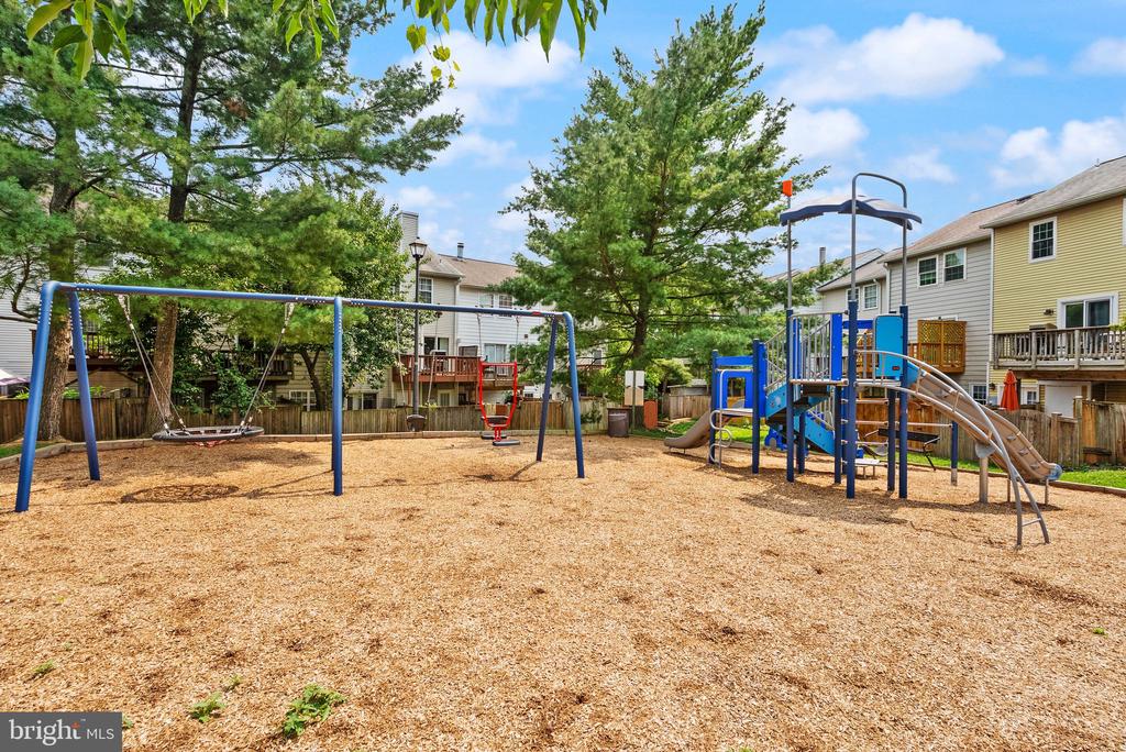 4122 WINTER HARBOR COURT Unit: 129E