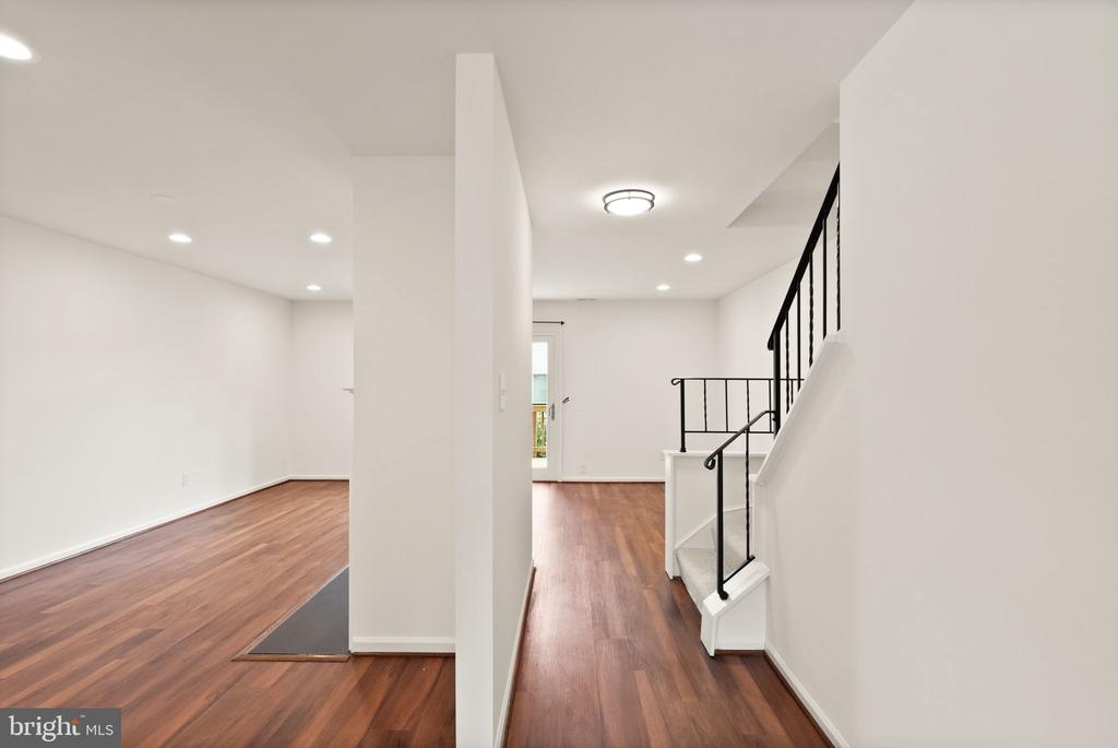 4122 WINTER HARBOR COURT Unit: 129E