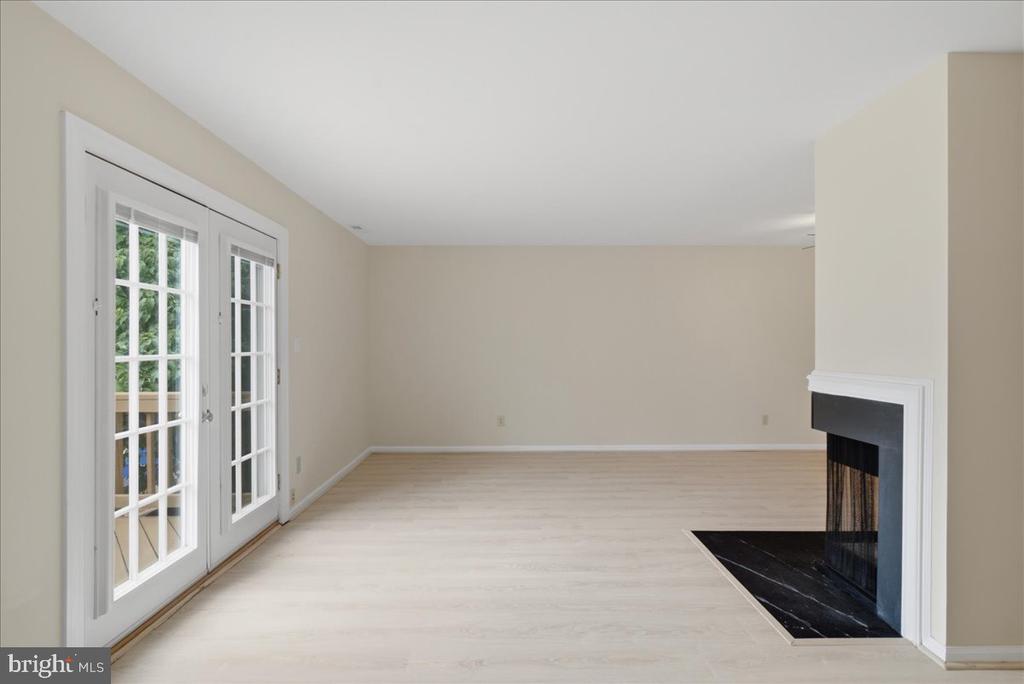 13772 FLOWING BROOK COURT 32G