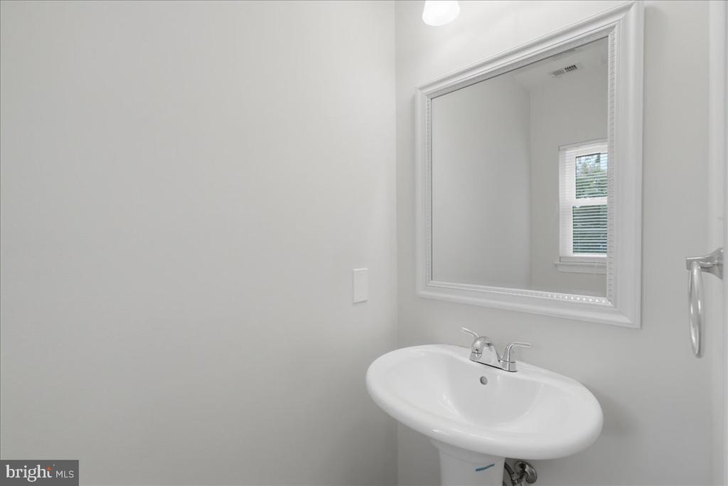 13772 FLOWING BROOK COURT 32G
