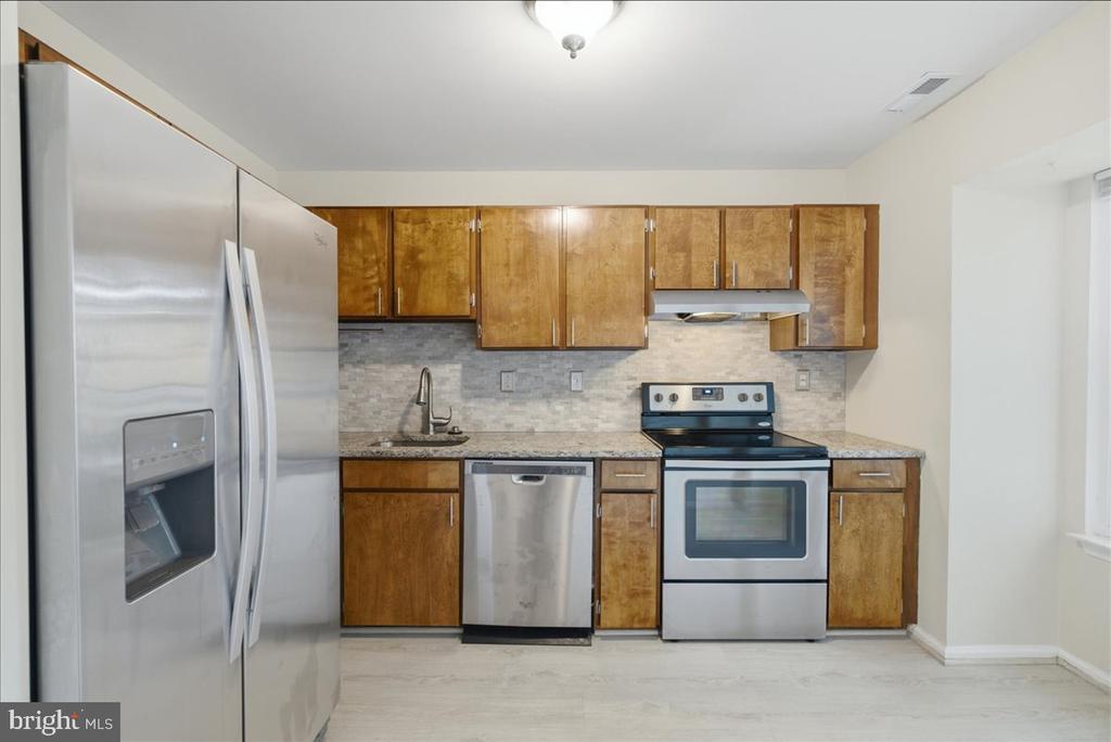 13772 FLOWING BROOK COURT 32G
