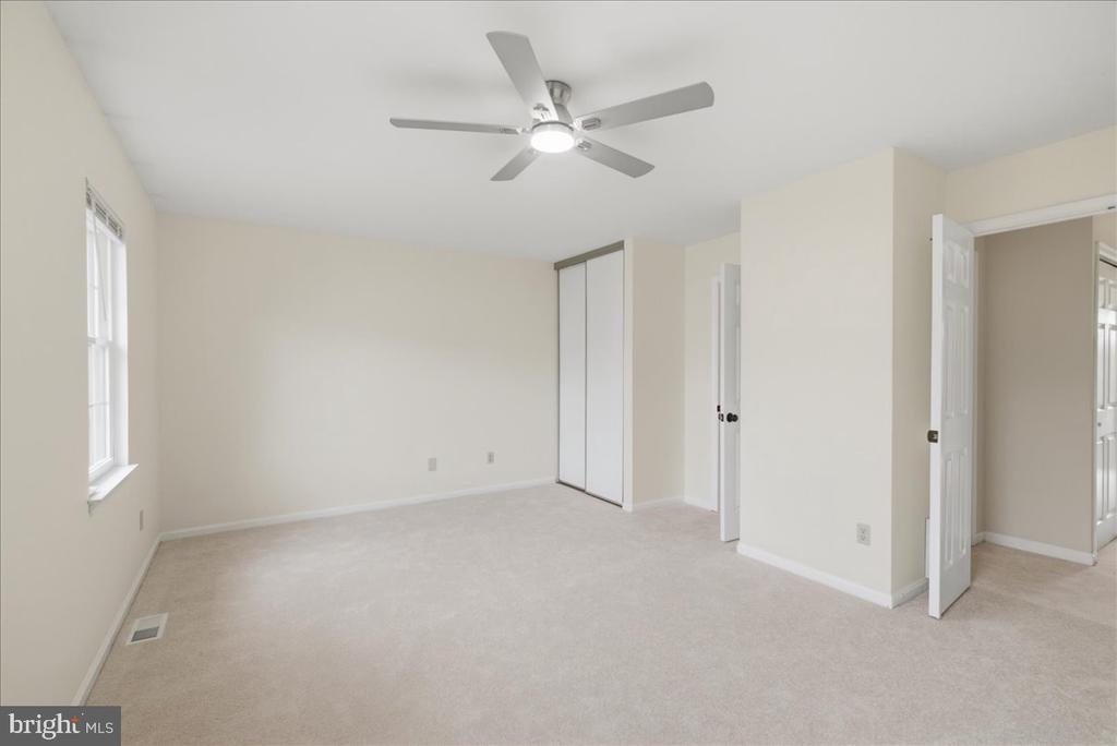 13772 FLOWING BROOK COURT 32G