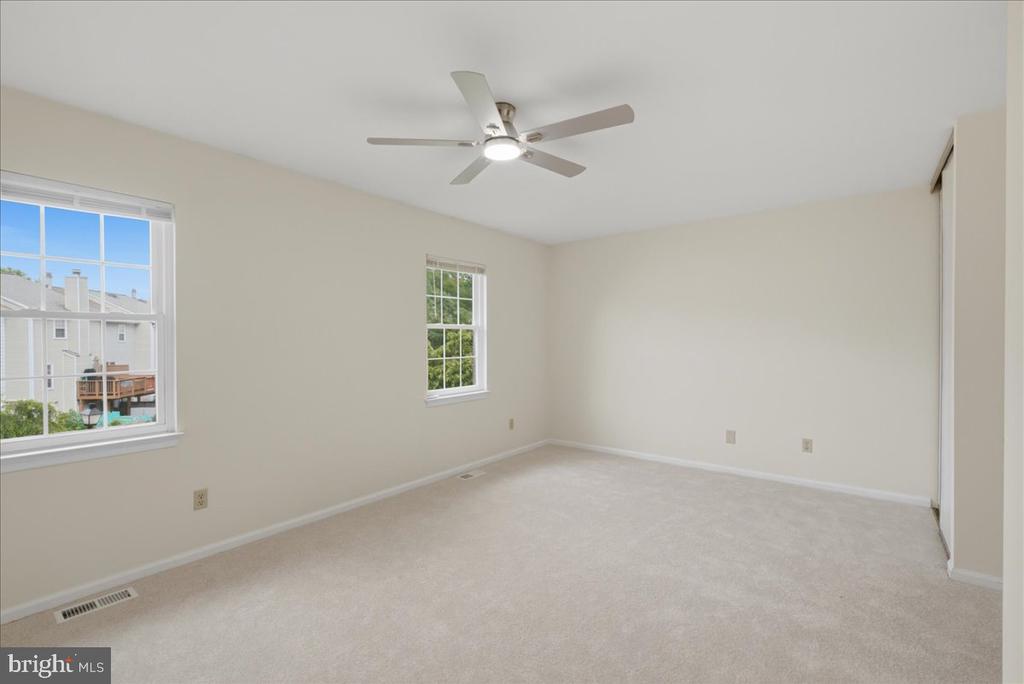 13772 FLOWING BROOK COURT 32G