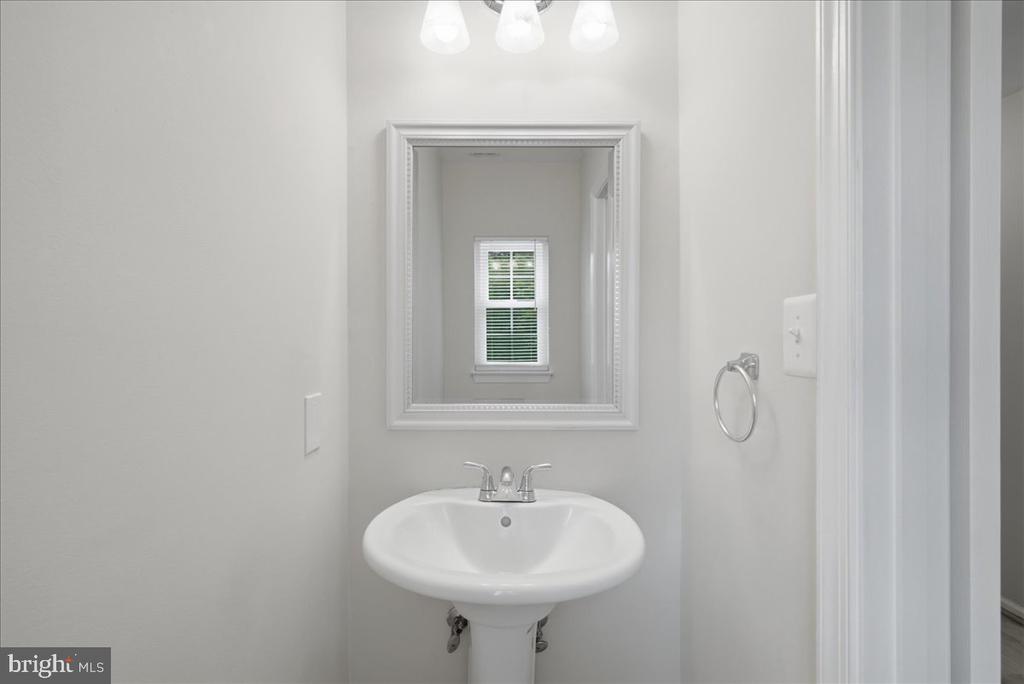 13772 FLOWING BROOK COURT 32G