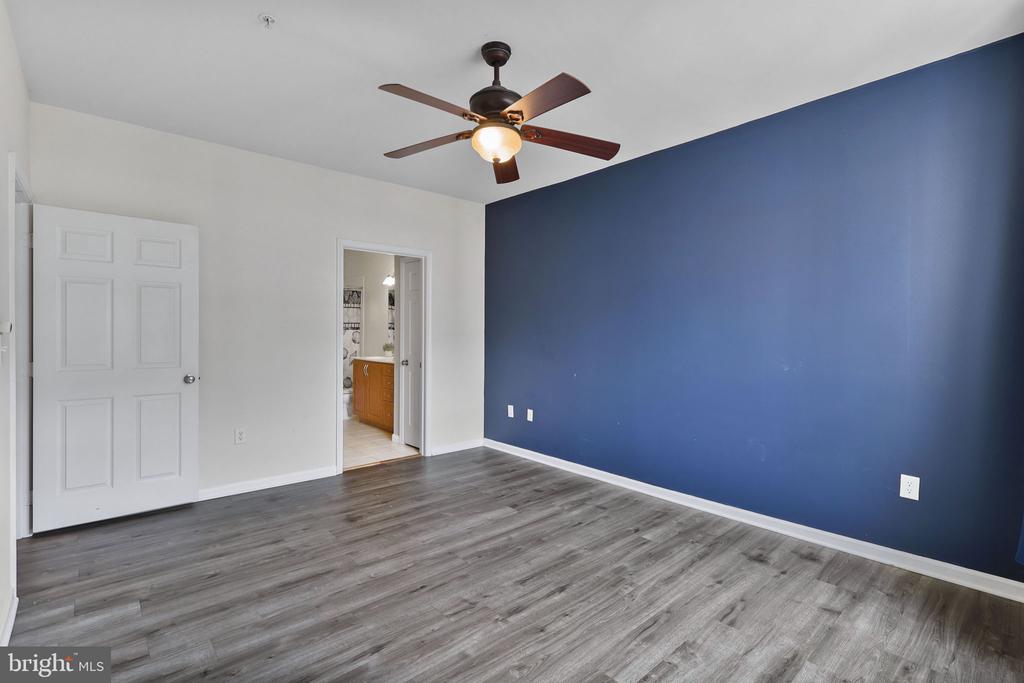 12925 CENTRE PARK CIRCLE Unit: 301