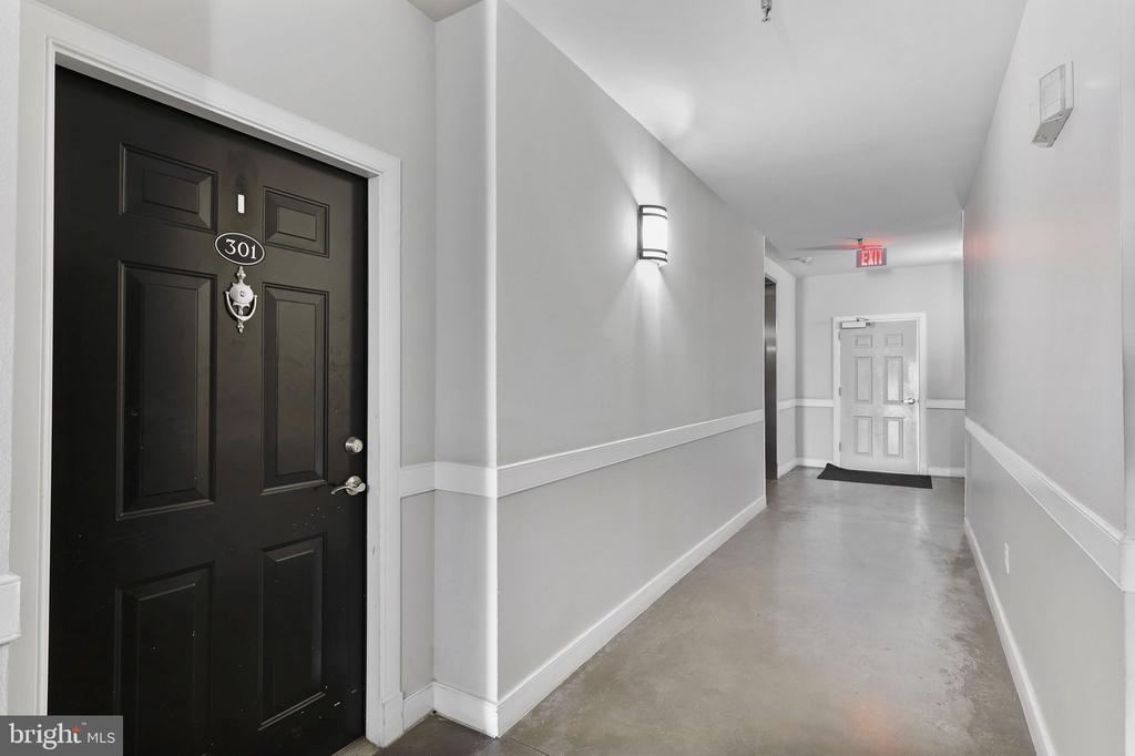 12925 CENTRE PARK CIRCLE Unit: 301