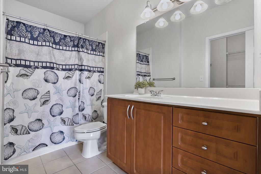 12925 CENTRE PARK CIRCLE Unit: 301