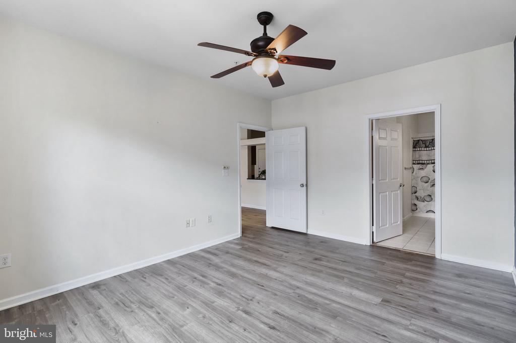12925 CENTRE PARK CIRCLE Unit: 301