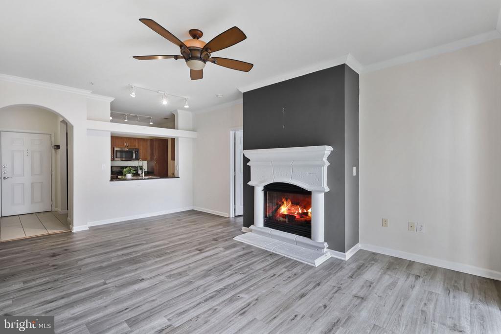 12925 CENTRE PARK CIRCLE Unit: 301