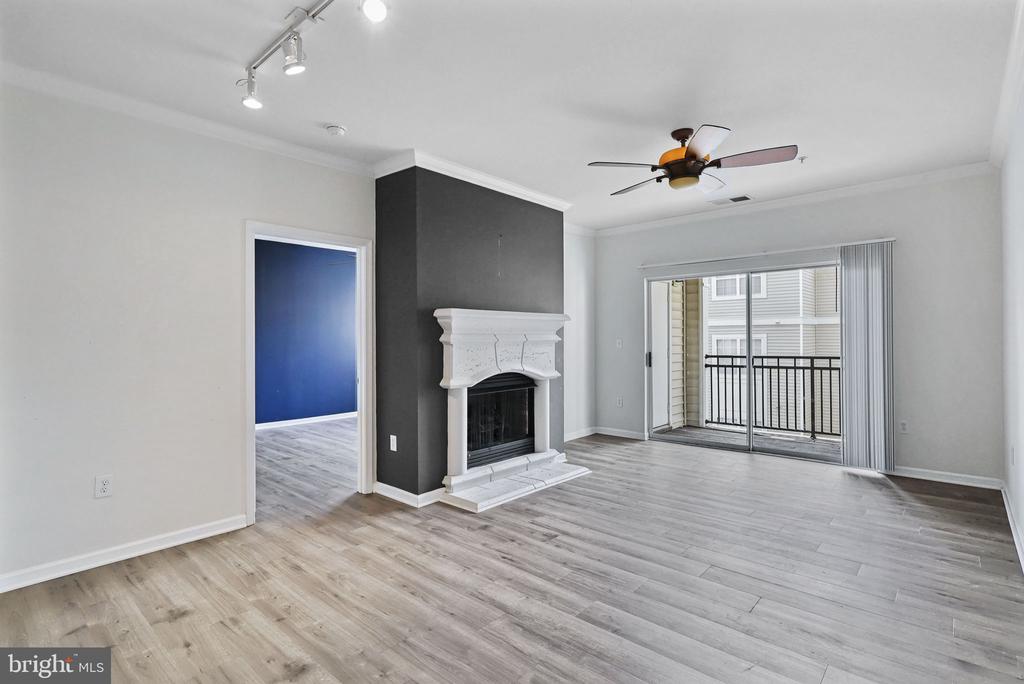 12925 CENTRE PARK CIRCLE Unit: 301