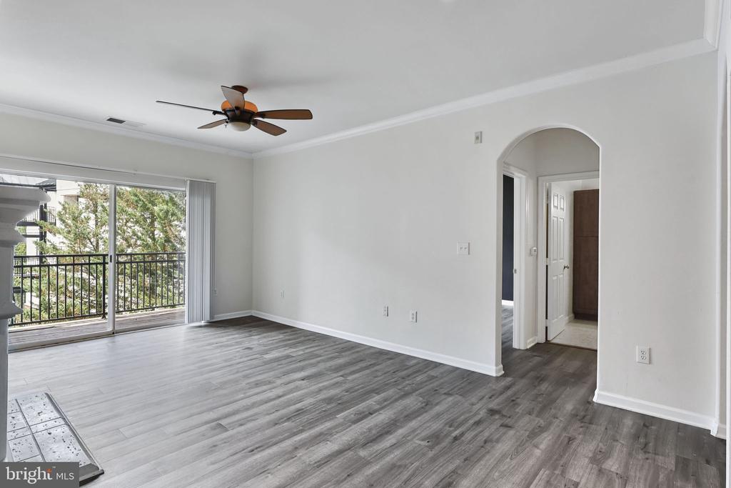 12925 CENTRE PARK CIRCLE Unit: 301