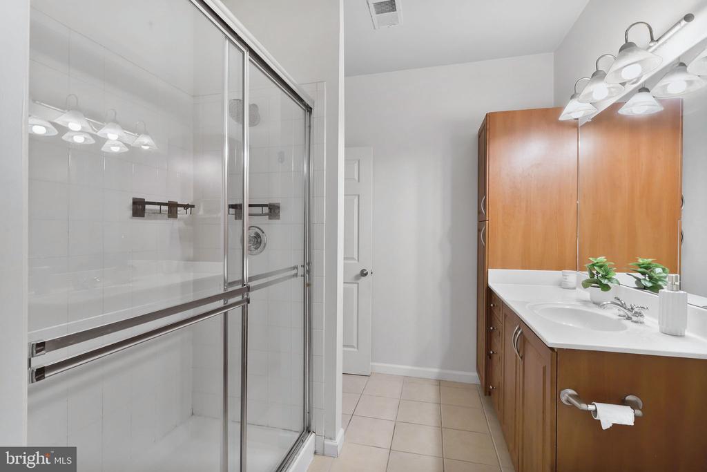 12925 CENTRE PARK CIRCLE Unit: 301
