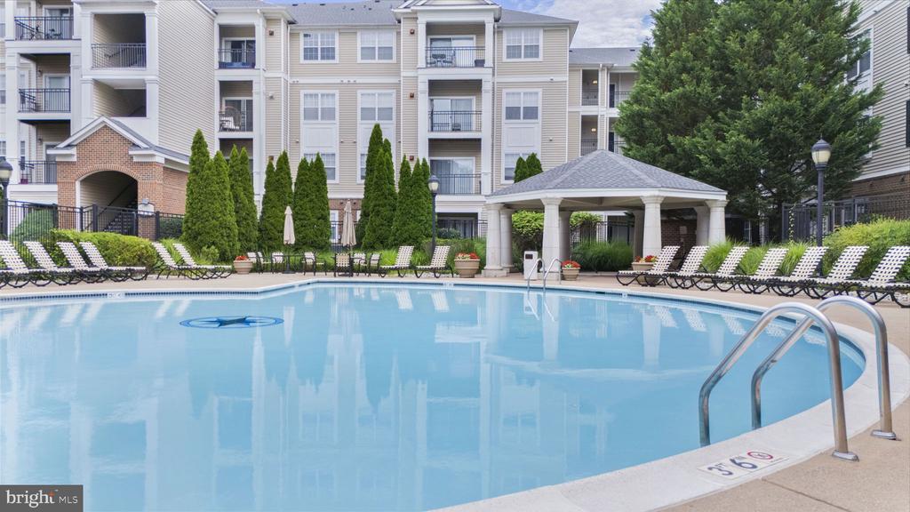 12925 CENTRE PARK CIRCLE Unit: 301