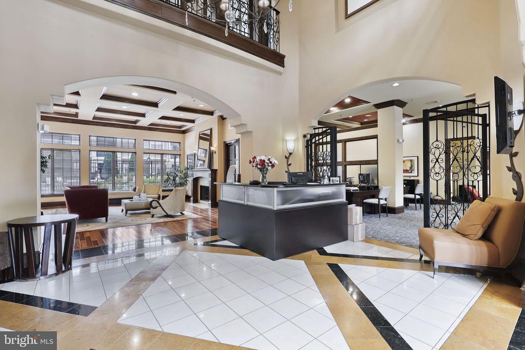 12925 CENTRE PARK CIRCLE Unit: 301