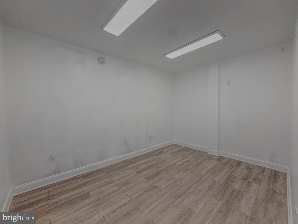 8989 COTSWOLD DRIVE Unit: 8989/8991