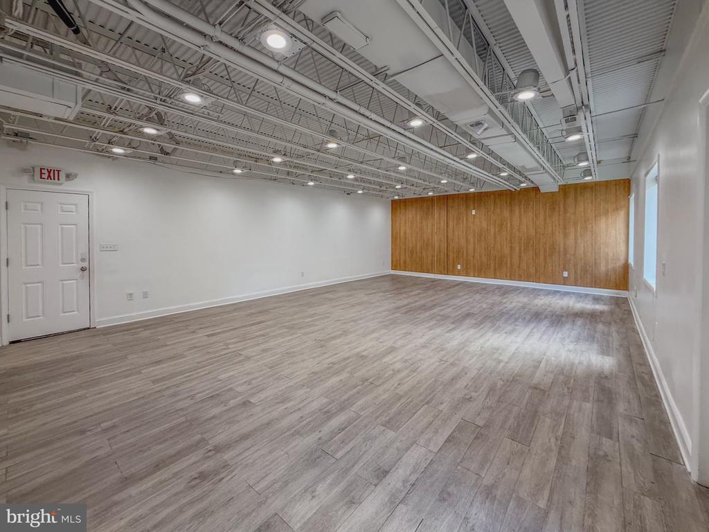 8989 COTSWOLD DRIVE Unit: 8989/8991