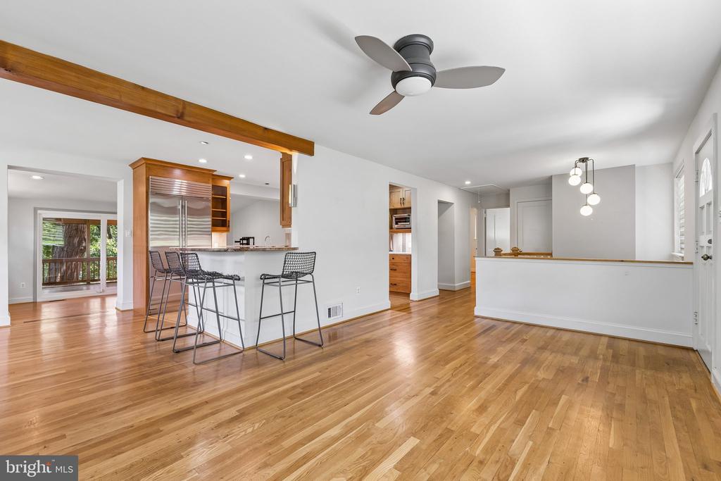 2519 BUCKELEW DRIVE