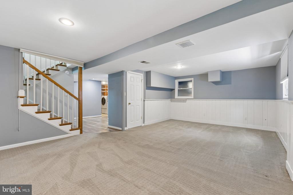 2519 BUCKELEW DRIVE