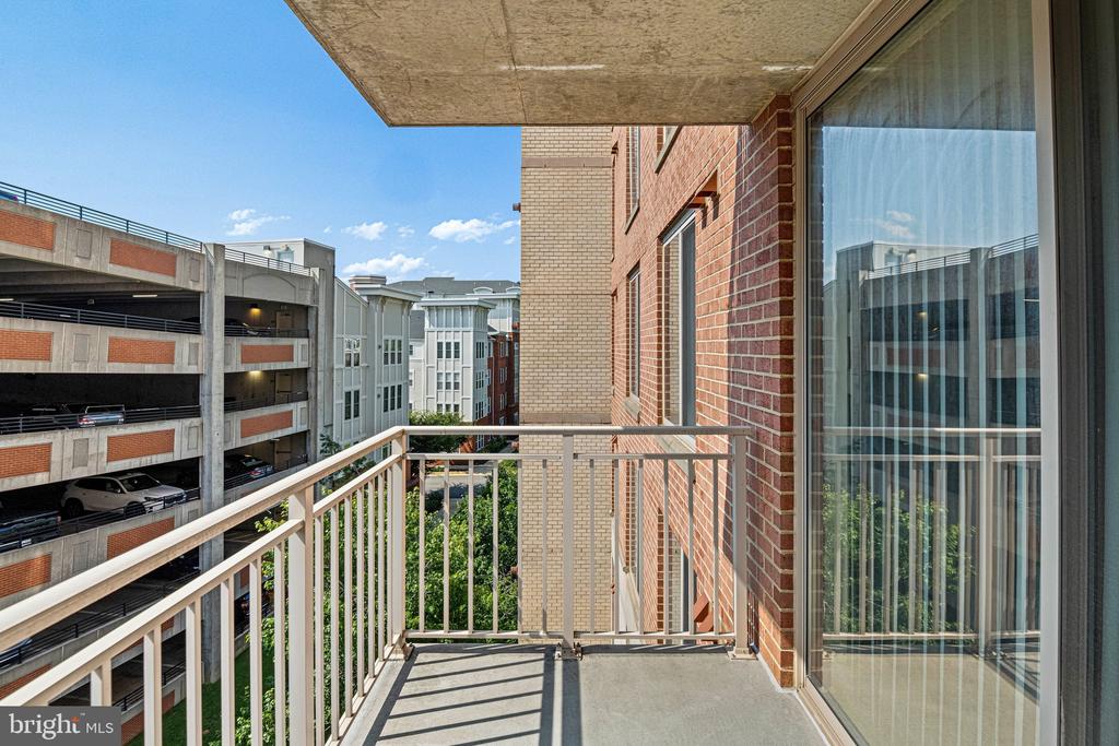 2726 GALLOWS ROAD Unit: 417
