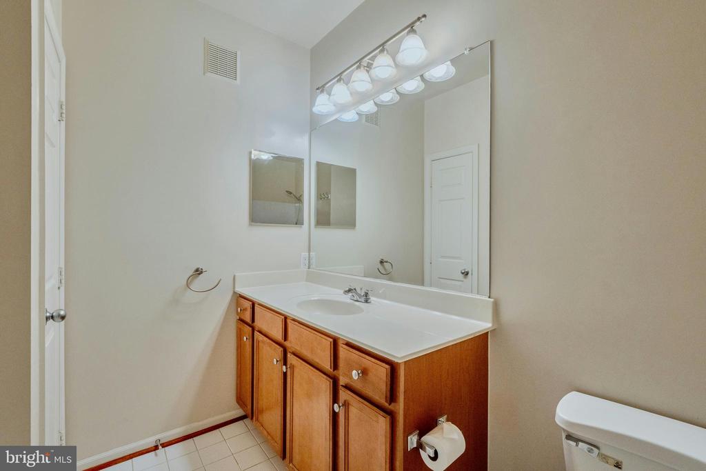 1520 N POINT DRIVE Unit: 03-0202