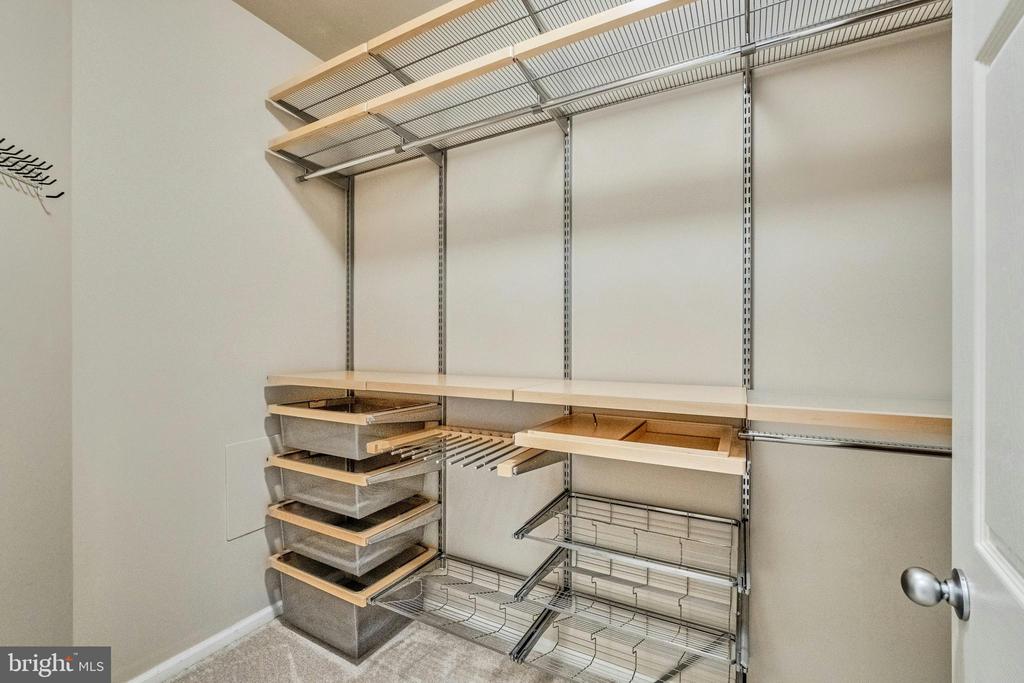 1520 N POINT DRIVE Unit: 03-0202