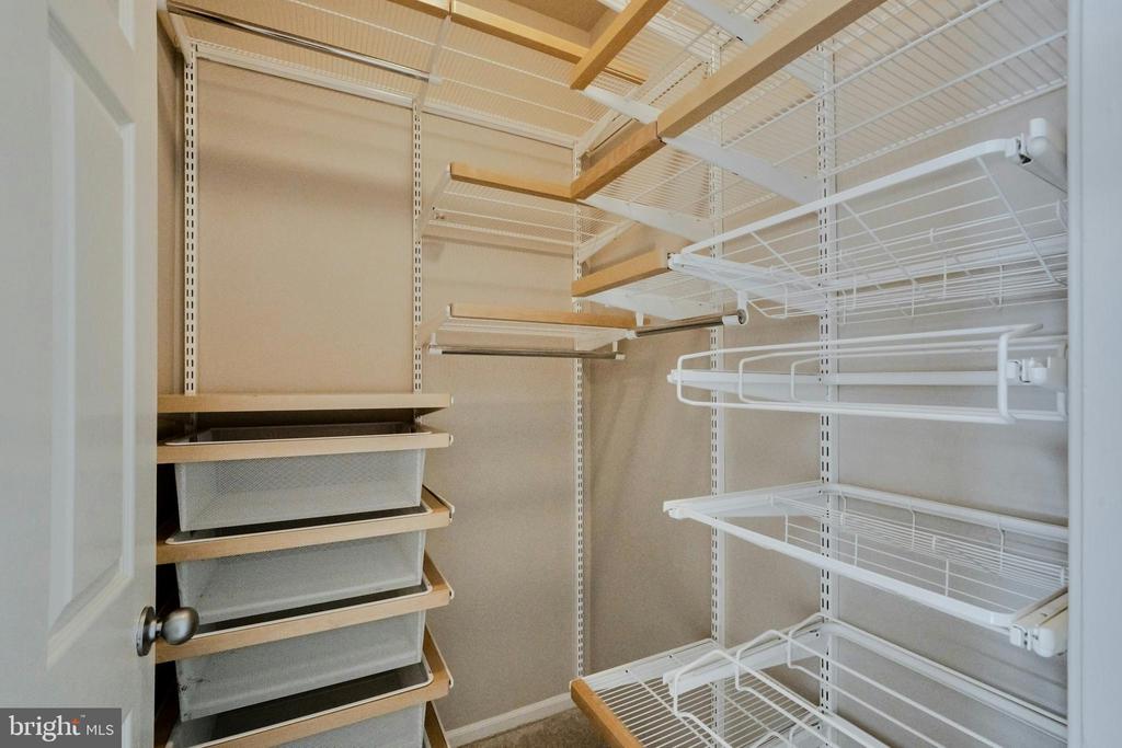 1520 N POINT DRIVE Unit: 03-0202