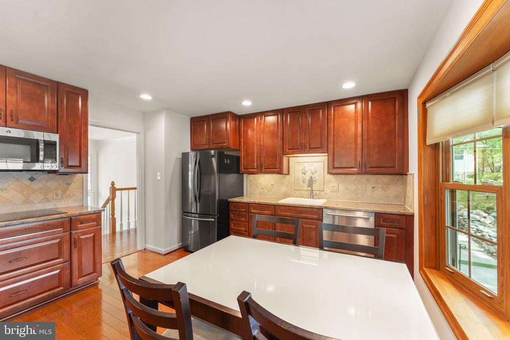5012 PORTSMOUTH ROAD