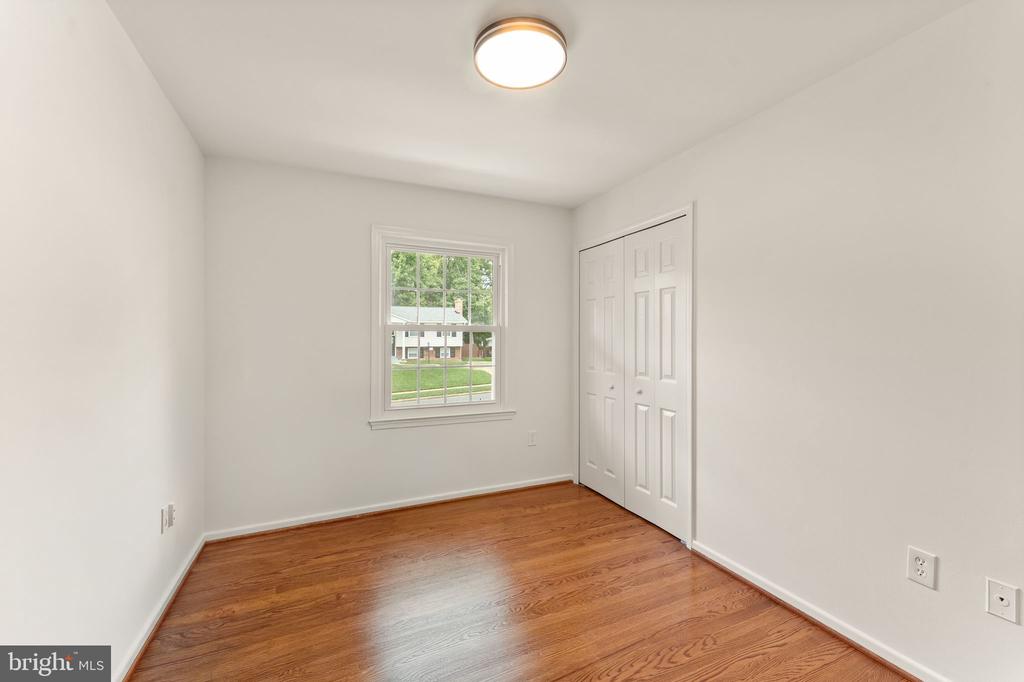 5012 PORTSMOUTH ROAD