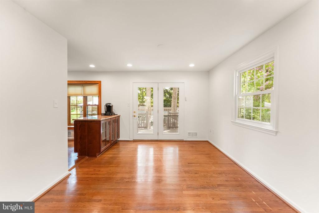 5012 PORTSMOUTH ROAD