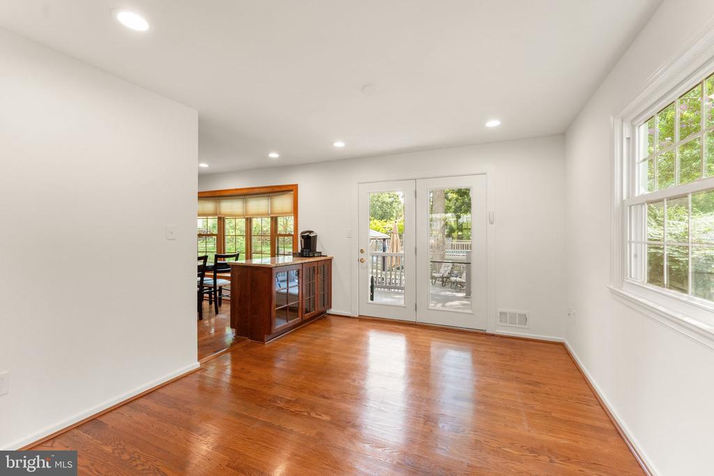 5012 PORTSMOUTH ROAD