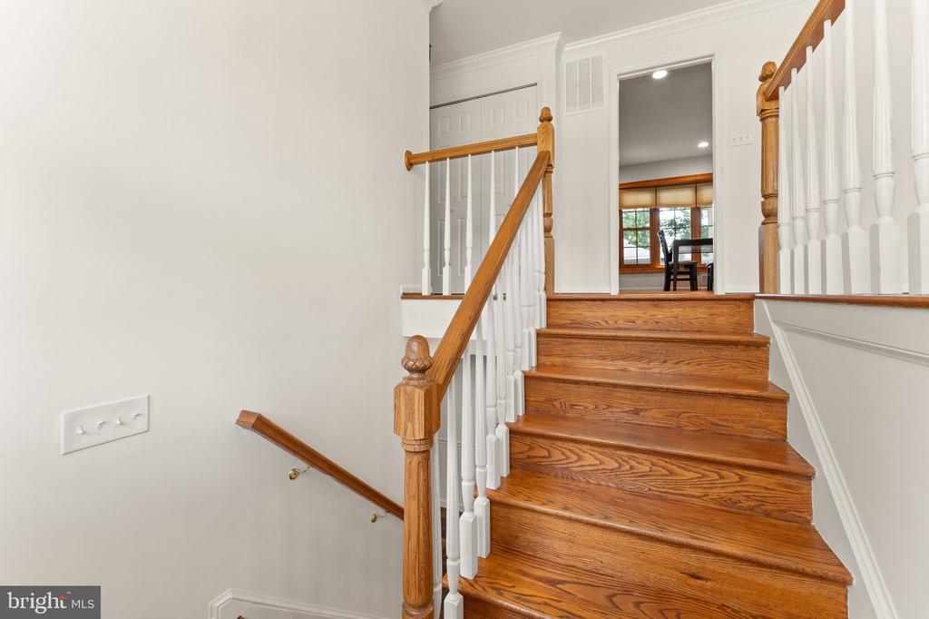 5012 PORTSMOUTH ROAD