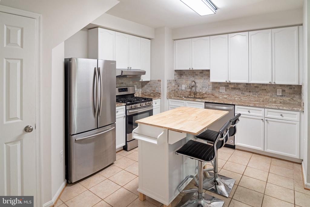 14451 GLENCREST CIRCLE Unit: 71
