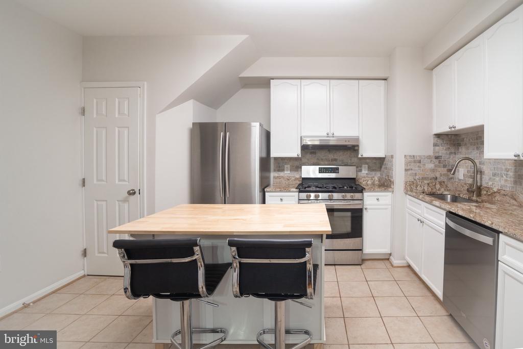 14451 GLENCREST CIRCLE Unit: 71