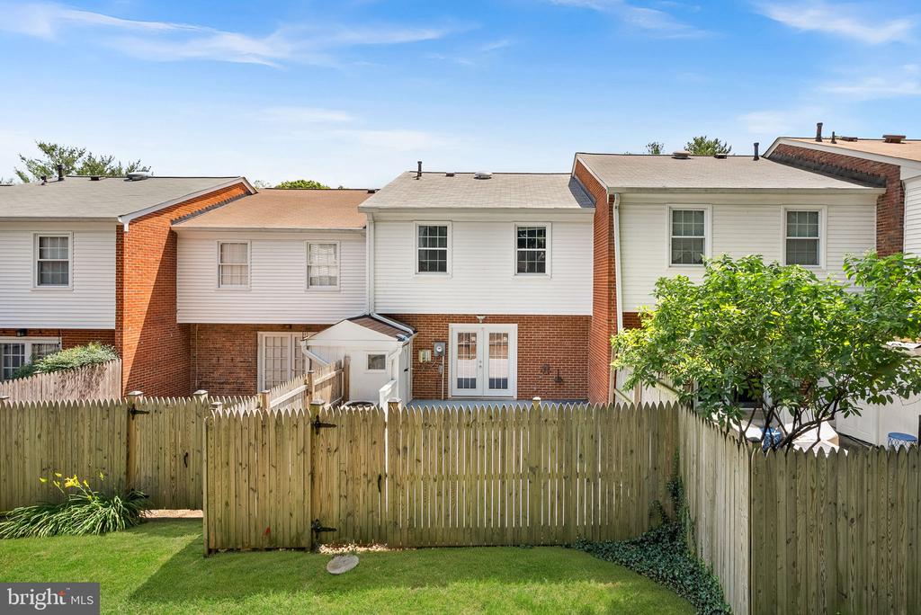 6612 BURLINGTON PLACE