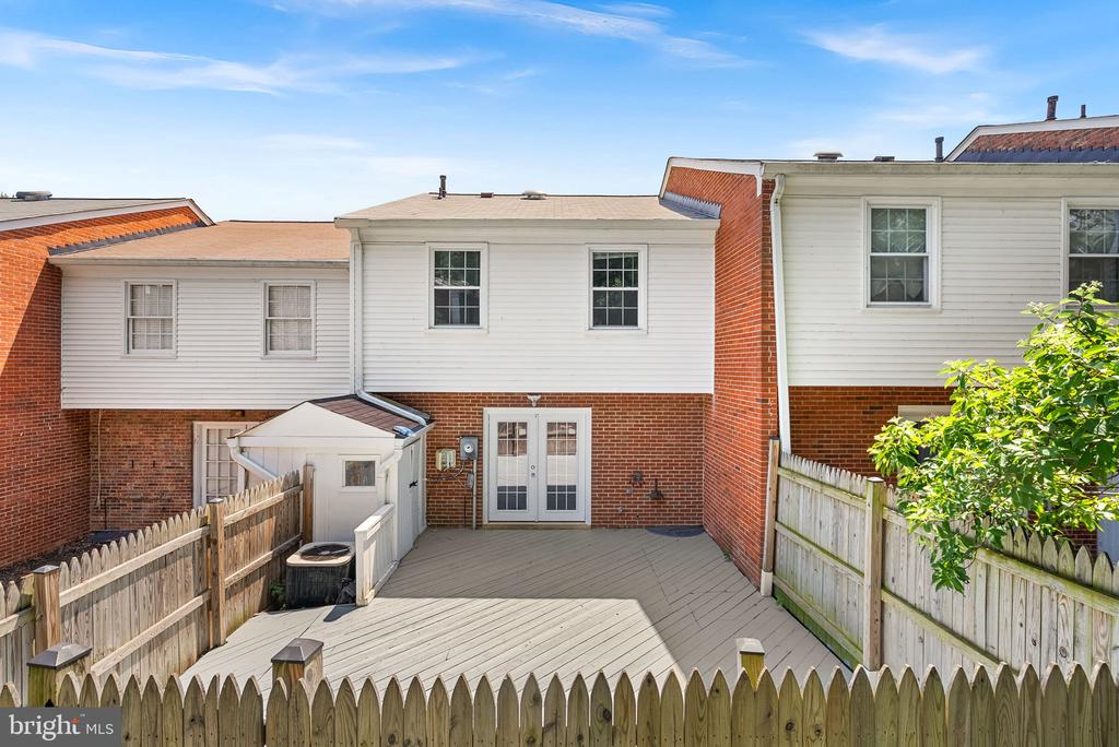 6612 BURLINGTON PLACE