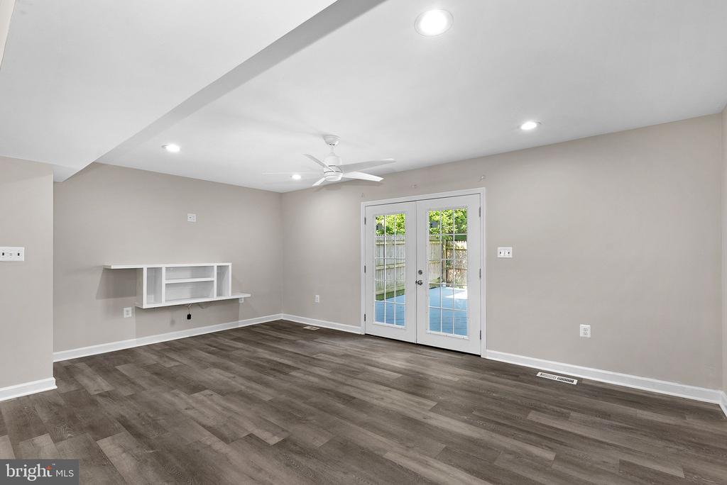 6612 BURLINGTON PLACE