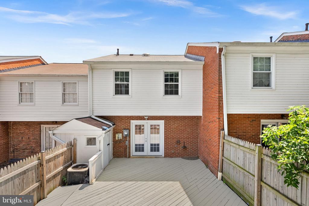 6612 BURLINGTON PLACE