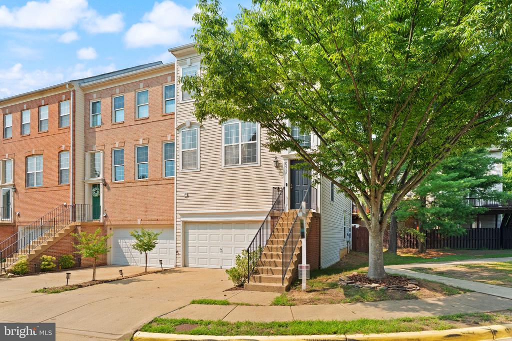 6712 SULLIVAN WAY