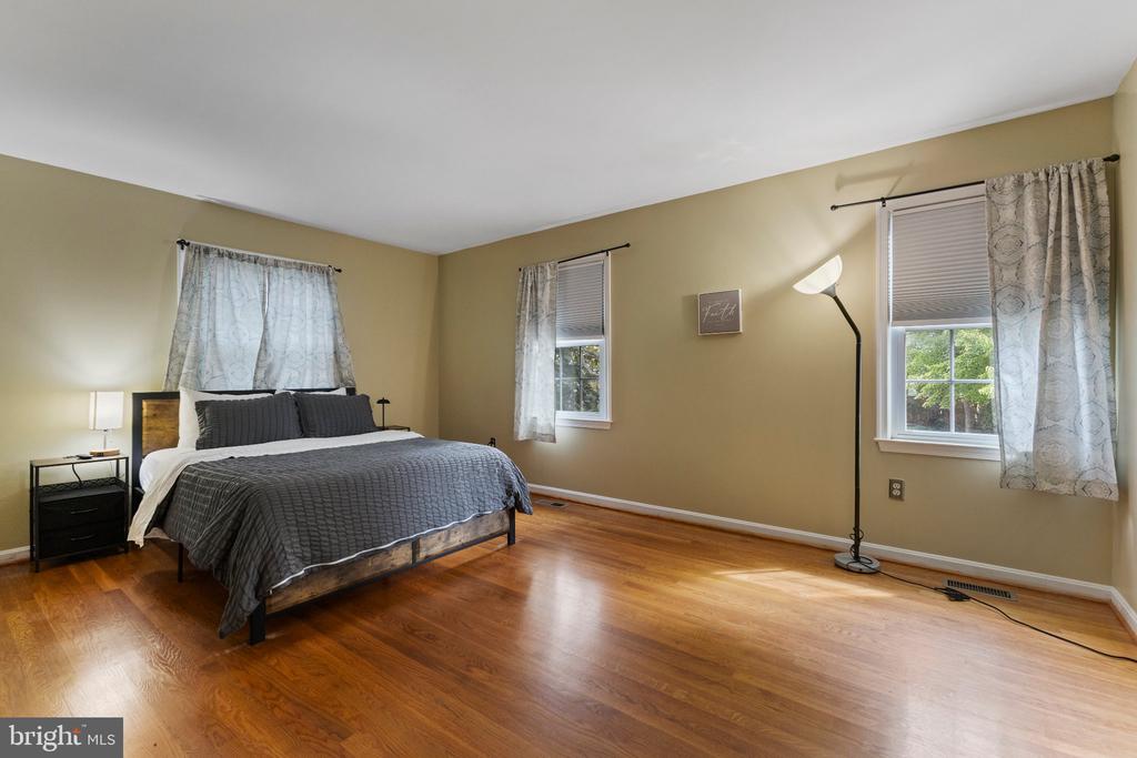 5267 LEESTONE COURT