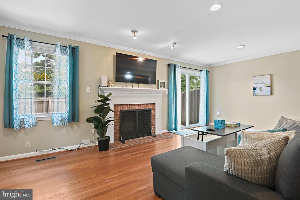 5267 LEESTONE COURT