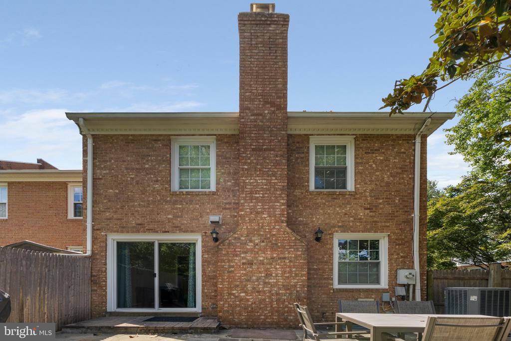 5267 LEESTONE COURT