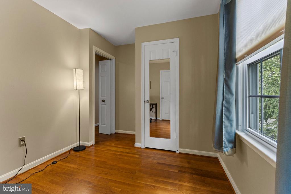 5267 LEESTONE COURT