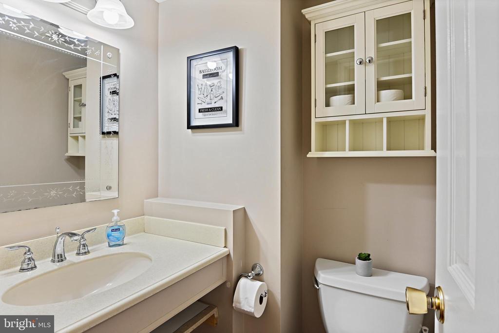 5267 LEESTONE COURT