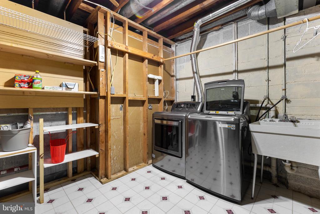 5267 LEESTONE COURT