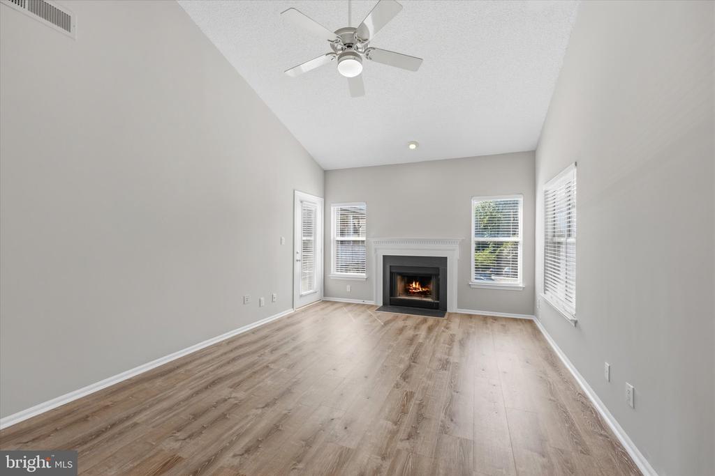 14324 CLIMBING ROSE WAY Unit: 201